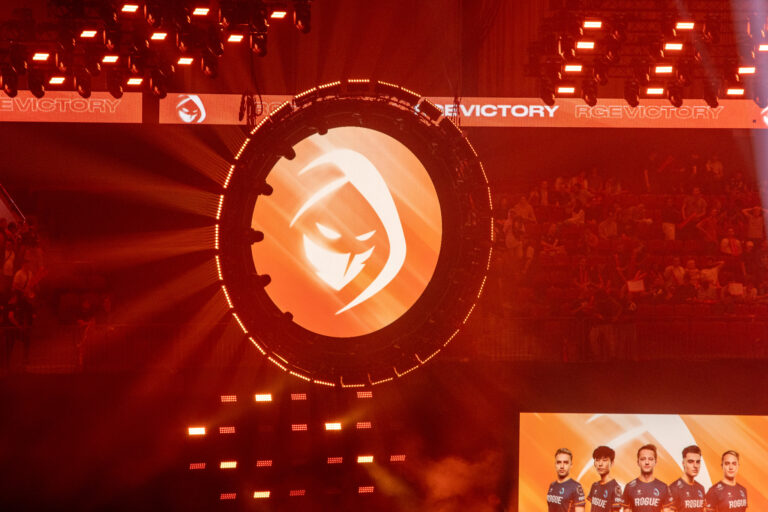 52360112030_212b45d09c_k