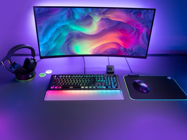 ROCCAT Most Beautiful Desktop